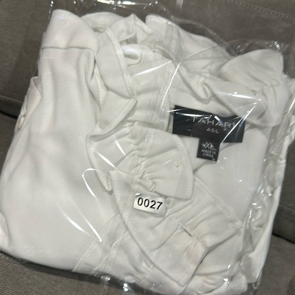 Tahari ASL Women's Ruffle Long Sleeve Blouse Size XL in White - Picture 11 of 11